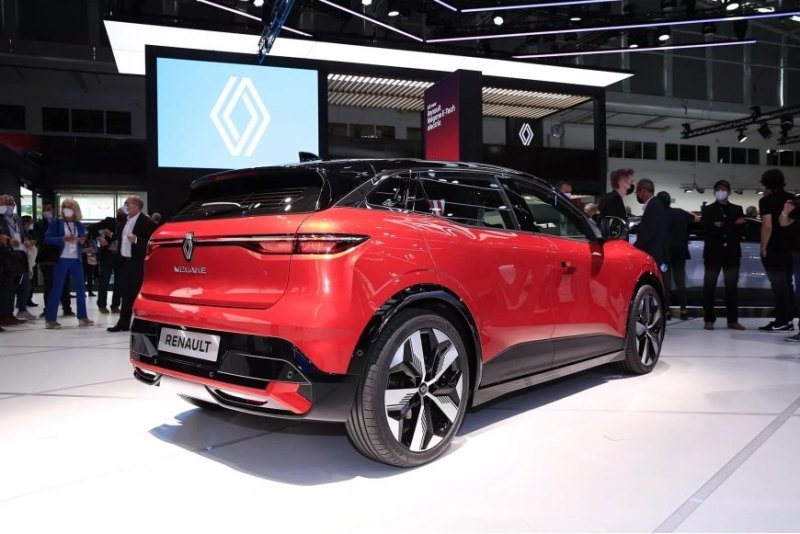 В целом объемы реализации Renault увеличились на…
