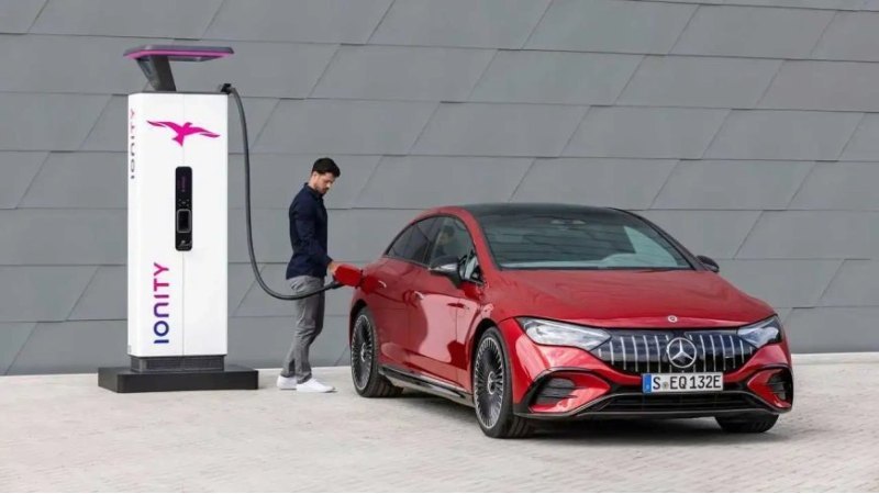 Несмотря на то, что Mercedes продолжит продавать…