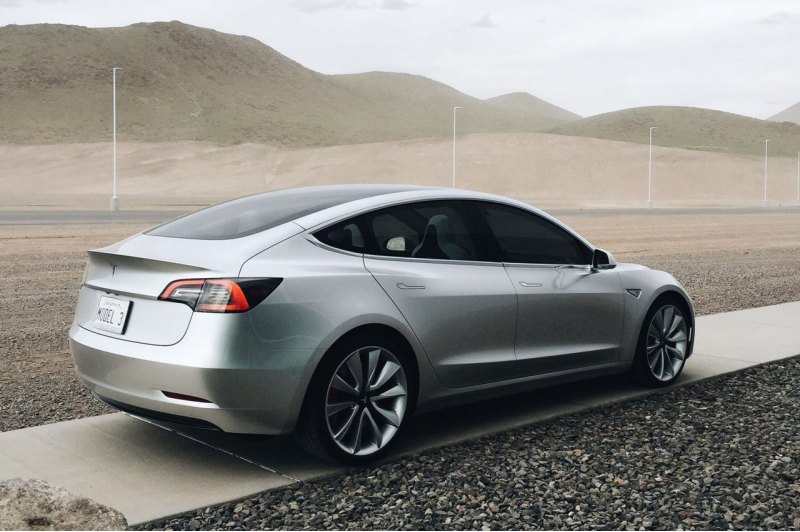 В РЕСО высокую стоимость полиса КАСКО для Tesla…