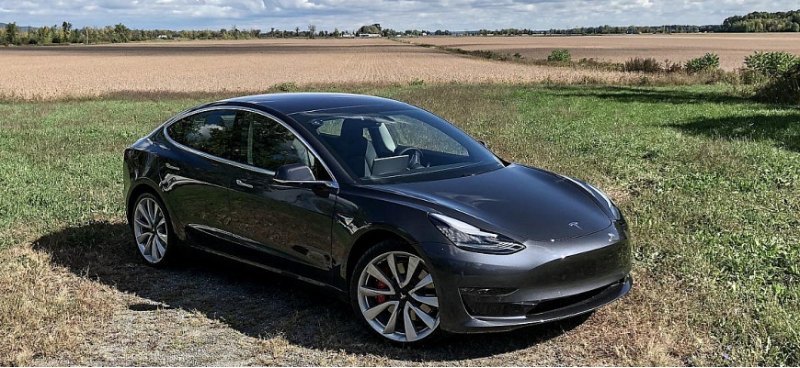 Продажи дальнобойной версии Tesla Model 3…
