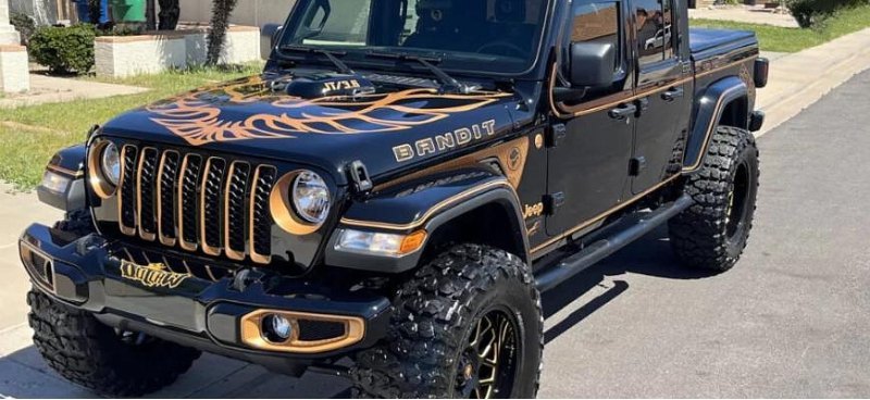 Пикап Jeep Gladiator в стиле культового Pontiac…