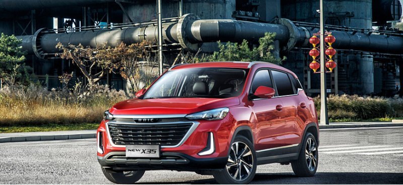 Бюджетные кроссоверы BAIC X35 начали поступать в…