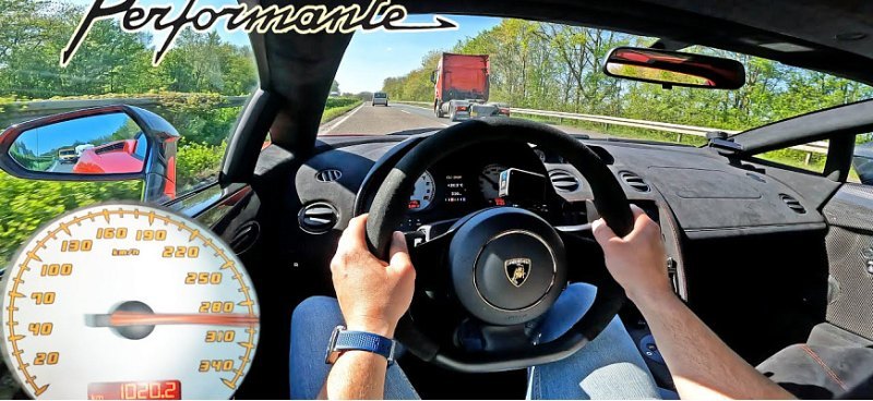 Суперкар Lamborghini Gallardo Performante звучит…
