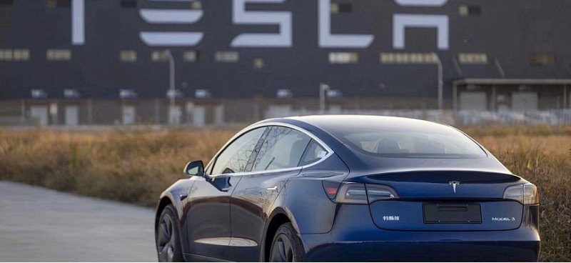 Tesla обновит ПО для 1 млн автомобилей в Китае…
