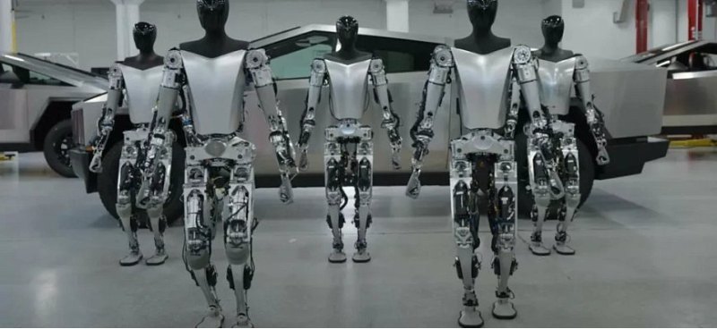 Робот Tesla Optimus научился ходить и выполнять…