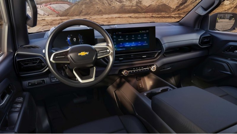 Когда марка впервые представила Silverado EV в…