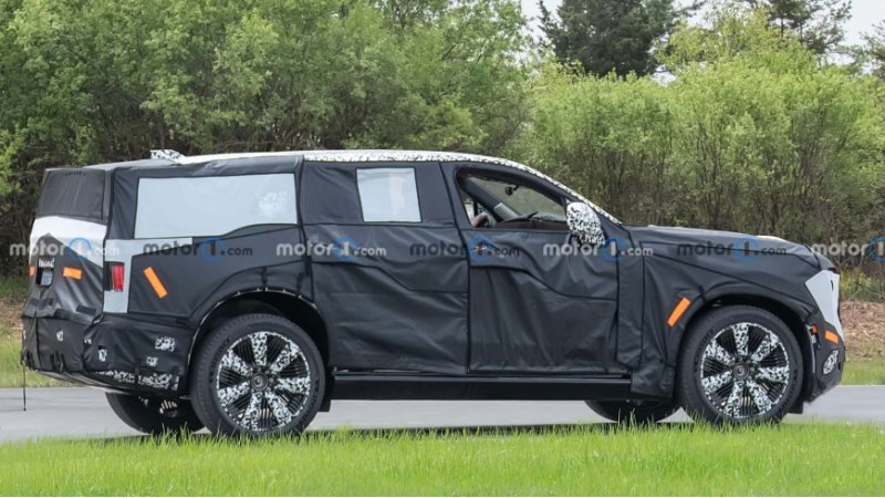 Влияние Celestiq на дизайн Escalade IQ не должно…