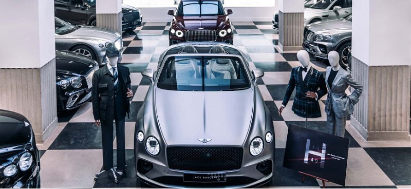 Компания Bentley представила ограниченную версию…
