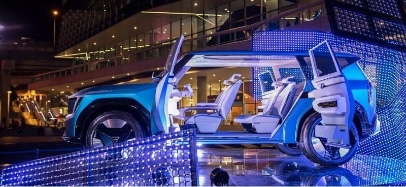 Компания KIA представила концепт KIA EV9 с…