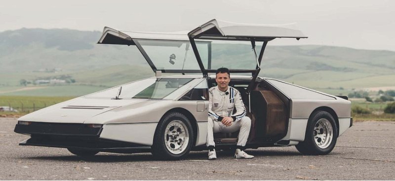 Восстановленный Aston Martin Bulldog все же смог…