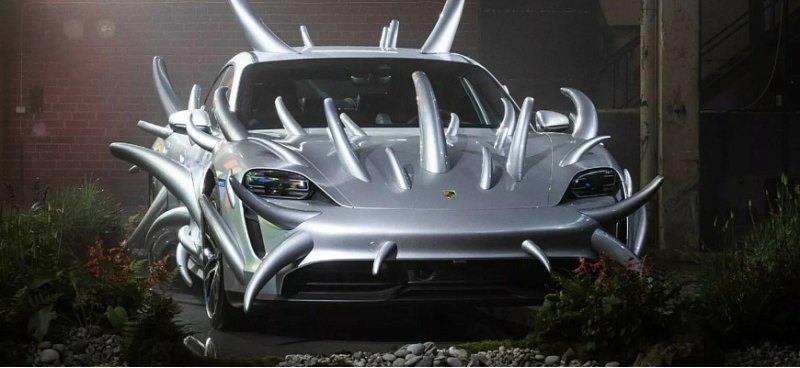 Porsche Taycan стал художественной инсталляцией…
