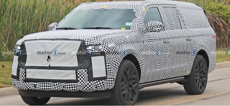 Новый внедорожник Lincoln Navigator 2025 года…