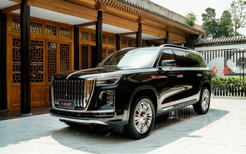 Ждем с нетерпением запуска автосалона Hongqi в…