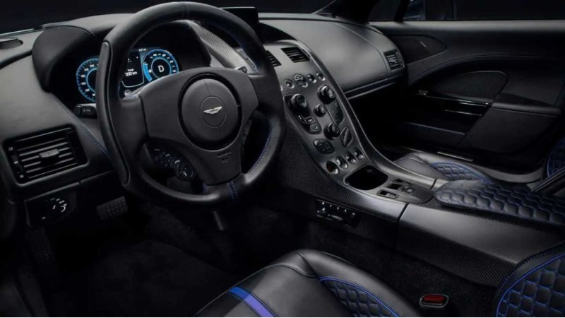 Geely недавно приобрела 9,4% акций Aston Martin,…