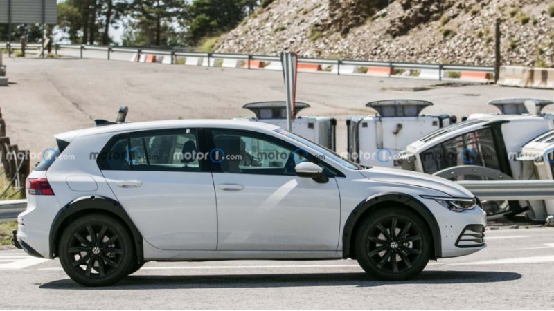 В прошлом году T-Roc оказался самым продаваемым…