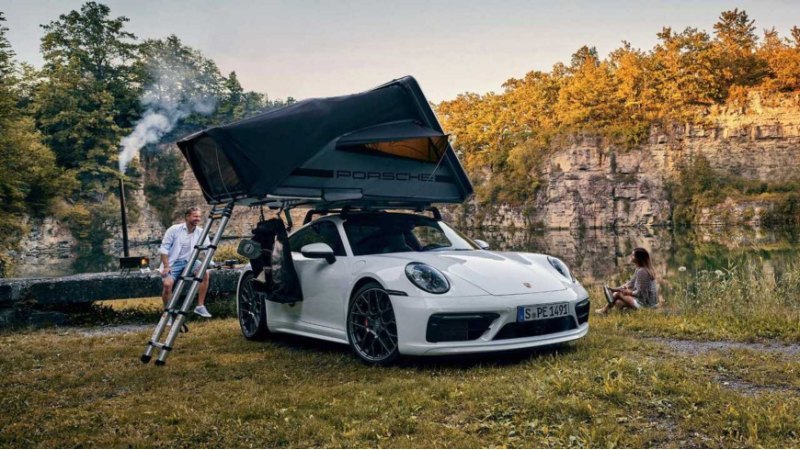 Генеральный директор Porsche Оливер Блюм…