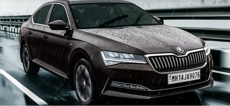 Дилерские автосалоны снизили цены на Skoda Superb…