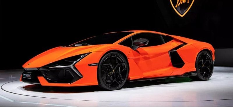 Суперкар Lamborghini Revuelto распродан до конца…