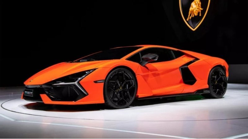 Lamborghini начнет участвовать в гонках в…