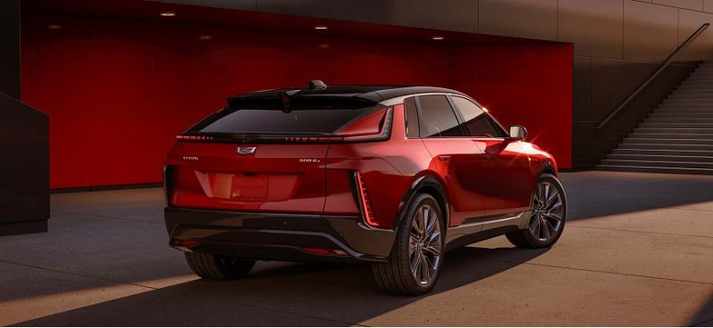 Cadillac Lyriq 2023 года проявляет впечатляющий…