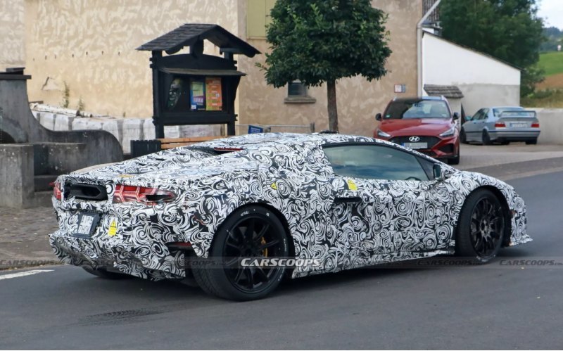 По мощности новинка сможет соперничать с Ferrari…