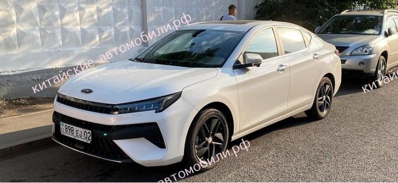 В Казахстане начнут собирать лифтбек JAC J7…