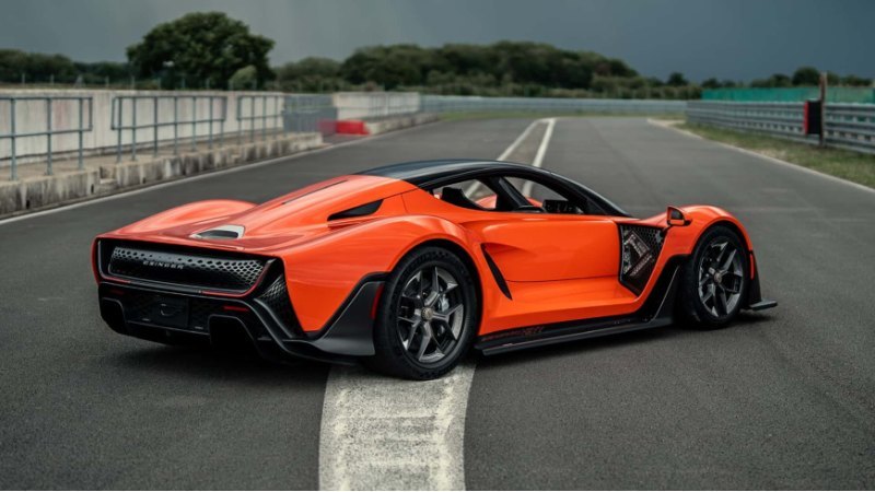 Czinger впервые представил свой 21C V Max в…