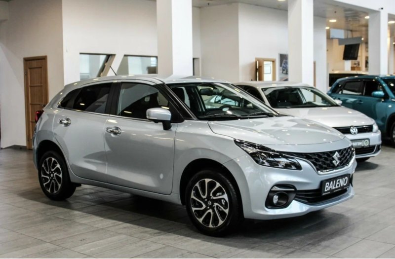 Расположившийся на третьей строчке хэтчбек Suzuki…