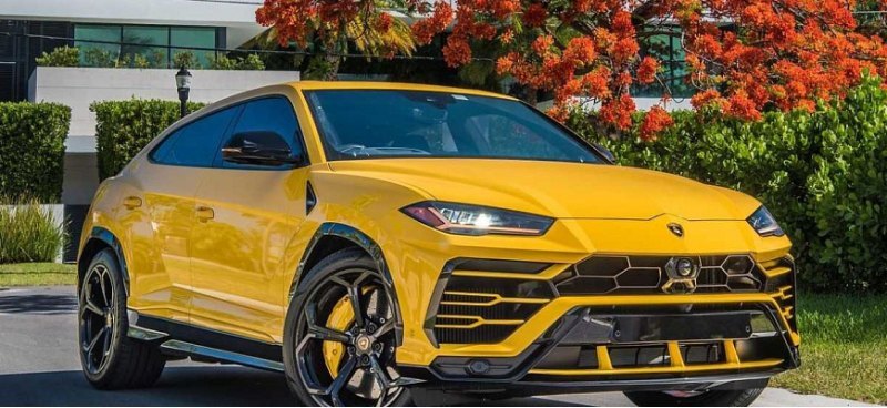 Продажи новых люксовых автомобилей в России…