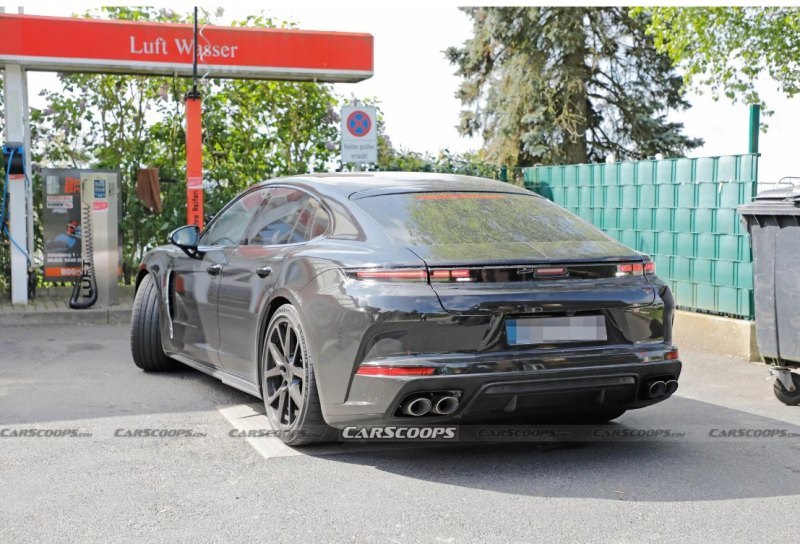 Panamera 2024 получит минималистскую центральную…