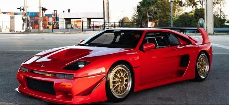 Настоящий гоночный Venturi 400 Trophy 1992 года…
