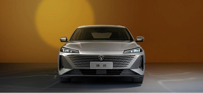 Представлен богато оснащенный седан Changan Yida…