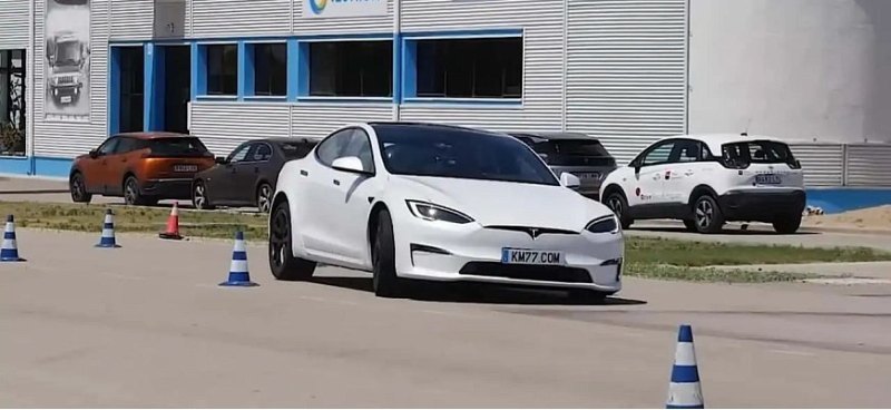 Электромобиль Tesla Model S Plaid успешно прошел…