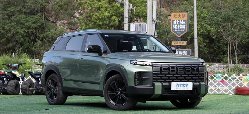 В КНР стартовали продажи кроссовера Chery…