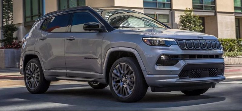Jeep отзывает 340 000 внедорожников Jeep Compass,…