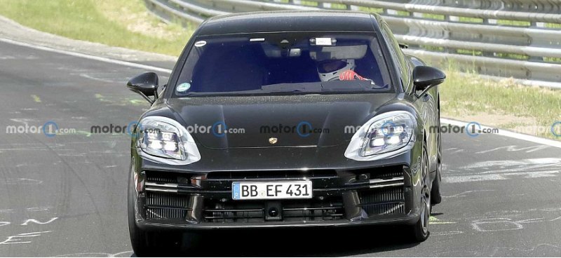 Новый Porsche Panamera с гибридным двигателем…