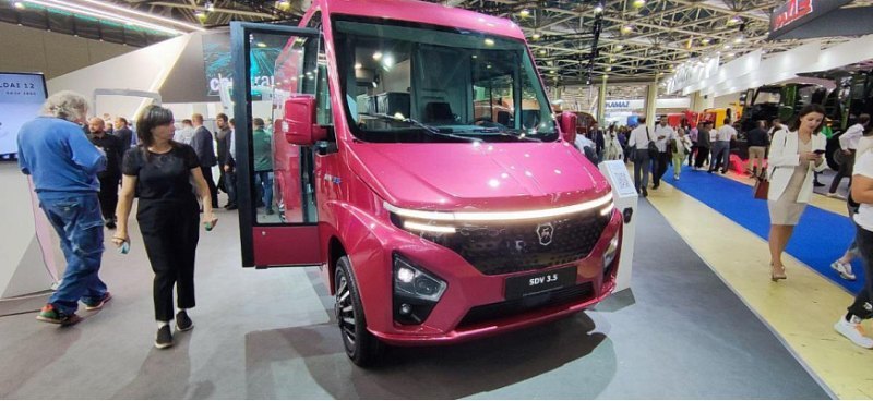 В Москве представили развозной фургон ГАЗ SDV 3.5…