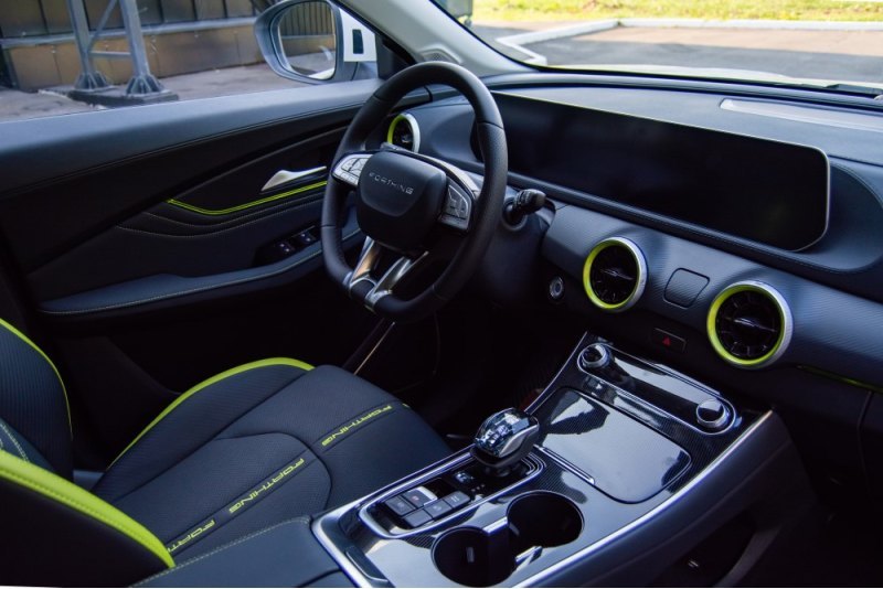 У нас Forthing T5 EVO HEV оценили в 3,8 млн…