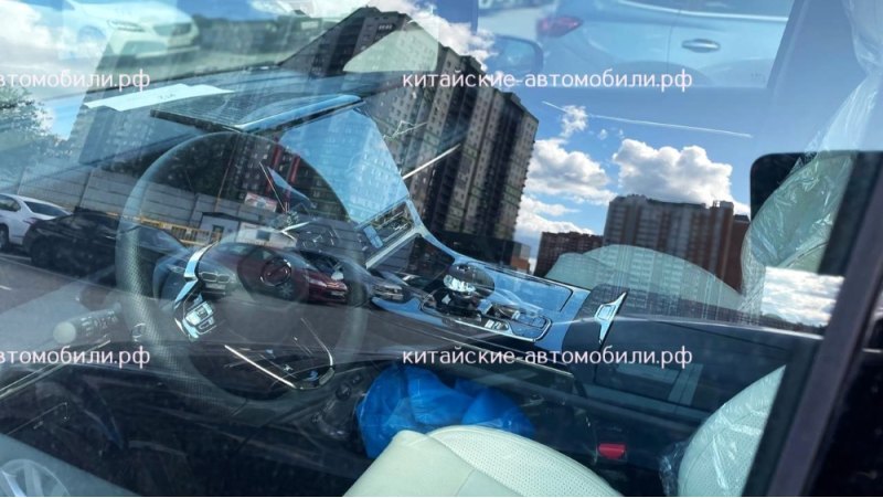 А дополняется он электромотором с отдачей в 181…