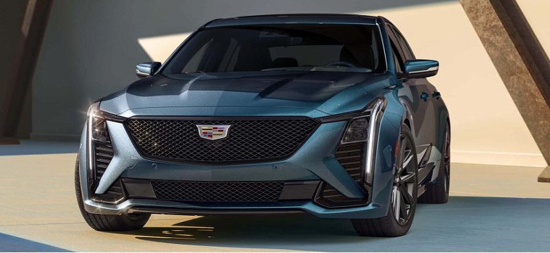 Компания Cadillac представила обновленный седан…