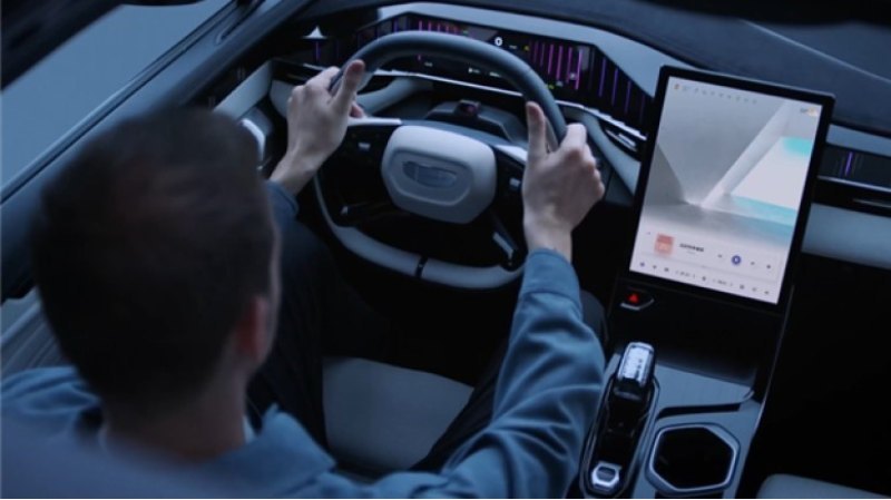 Бензиновый Geely Atlas актуального поколения в…