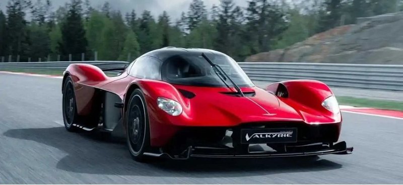 Aston Martin хочет, чтобы на его новом гиперкаре…