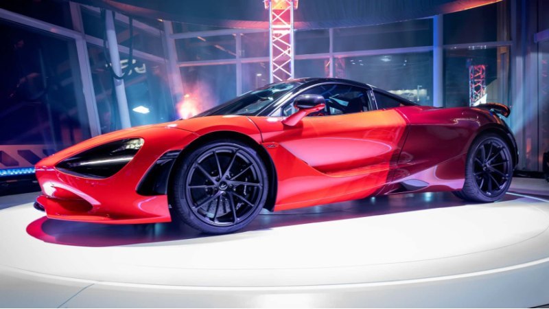 Двигатель может разогнать 750S до 60 миль в час…