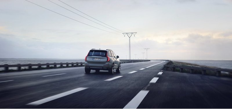 Дилеры советуют российским владельцам Volvo не…