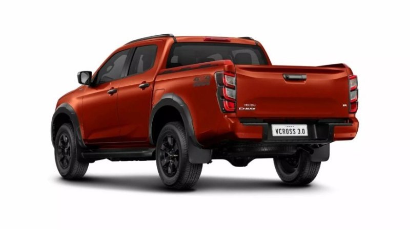 Пикап предлагает улучшенные ходовые качества 4×4…