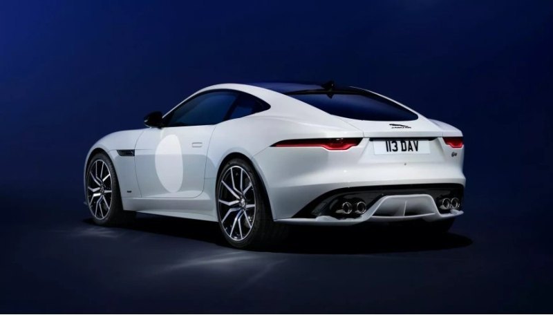 В остальном механика такая же, как у F-Type R в…
