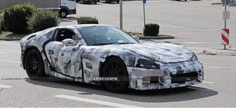 Преемник гиперкара Ferrari 812 впервые замечен в…