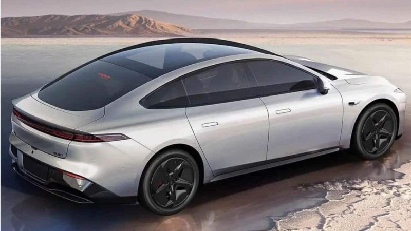 Dongfeng eπ 007 базируется на платформе Dongfeng…