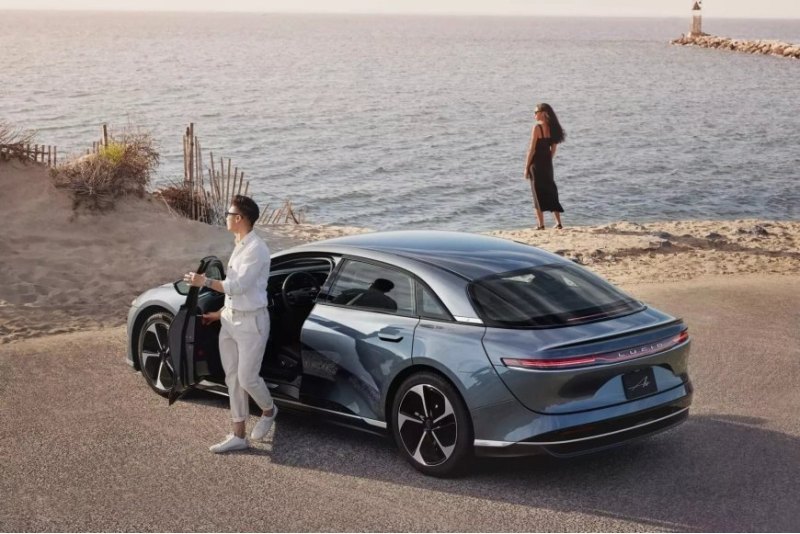 Lucid воспользовался преимуществами Tesla и…
