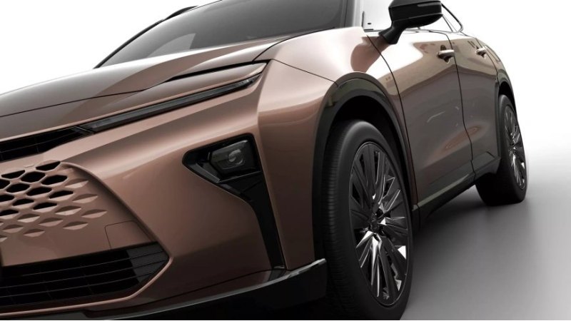 Toyota оставила под тизером пометку «скоро…